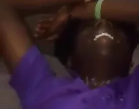 Jamaican college lady taking weenie in bus and chortling